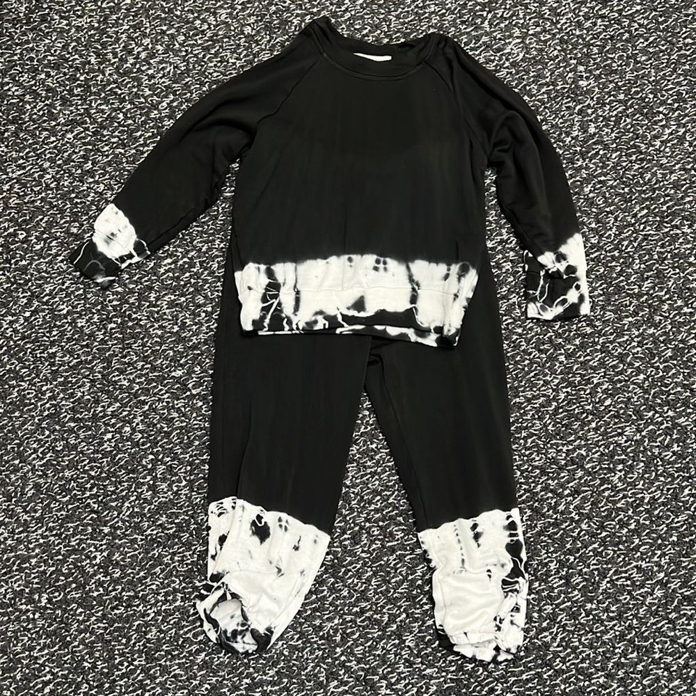 Fairwell Boys Sweatsuit Size 4